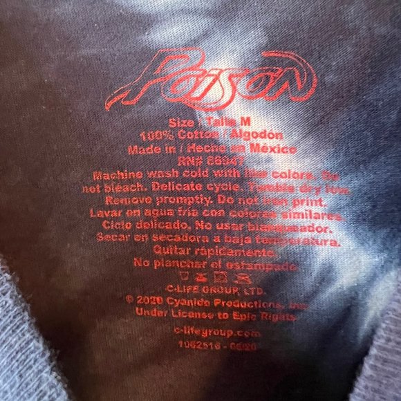 Poison band tee - Picture 3 of 3